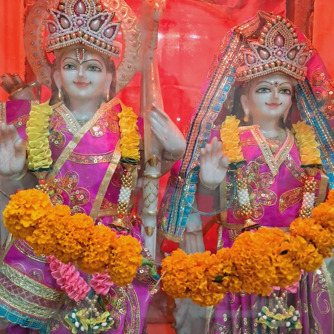 दरबार में सीता-राम